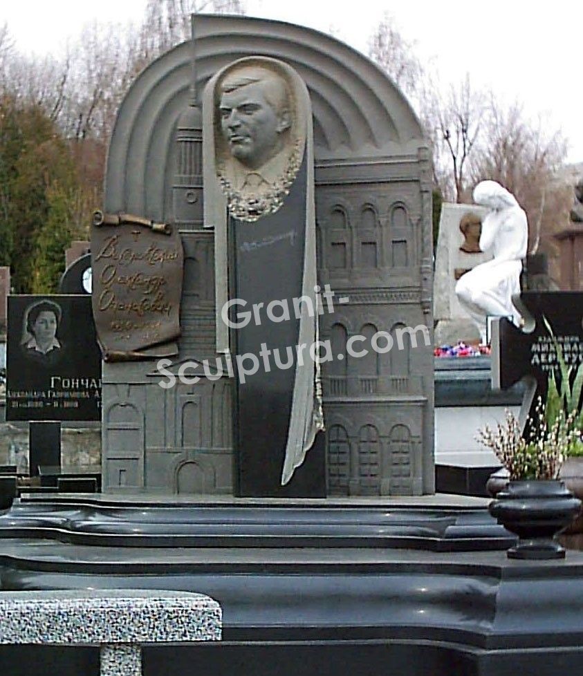 sculpture-r53.jpg