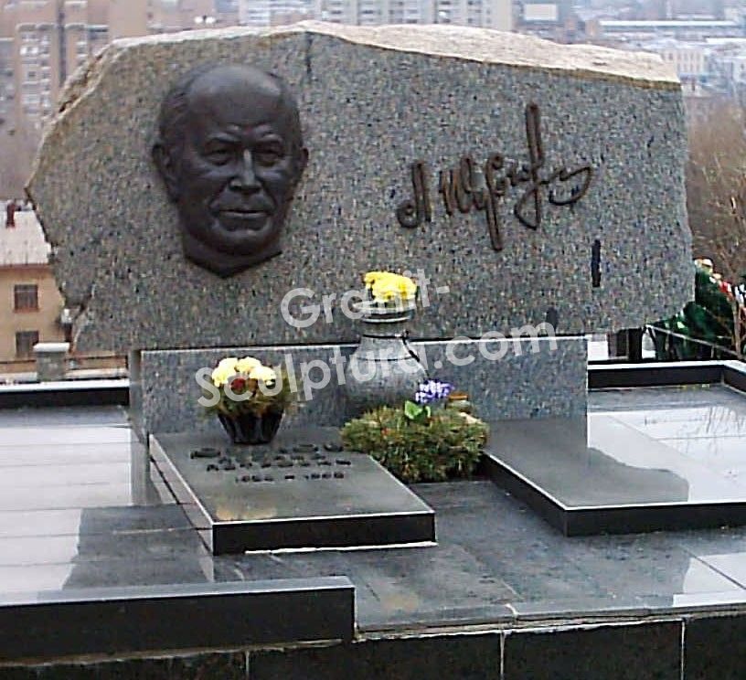 sculpture-r56.jpg